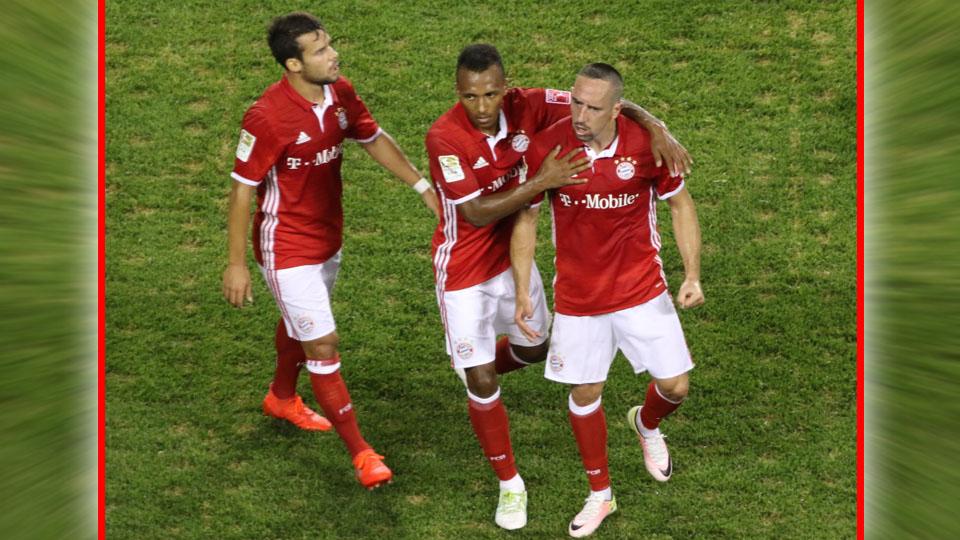 Franck Ribery (Bayern Muenchen) berhasil membobol gawang AC Milan. - INDOSPORT